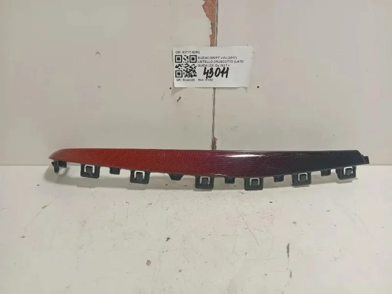 Listello Cruscotto LATO Guida DX 83717-52R2 Suzuki Swift VI 2017
