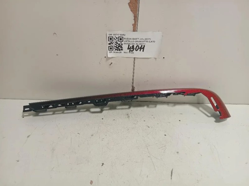 Listello Cruscotto LATO Guida DX 83717-52R2 Suzuki Swift VI 2017