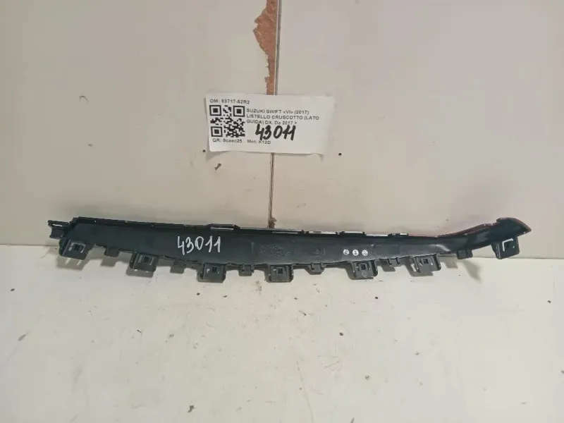 Listello Cruscotto LATO Guida DX 83717-52R2 Suzuki Swift VI 2017