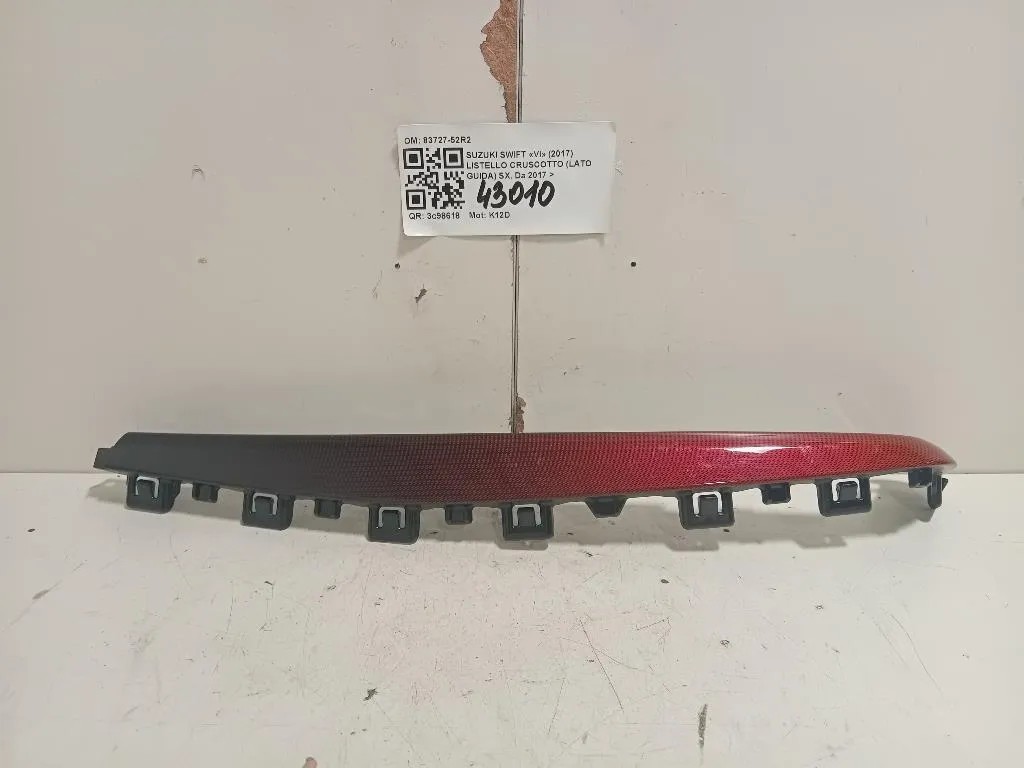 Listello Cruscotto LATO Guida SX 83727-52R2 Suzuki Swift VI 2017