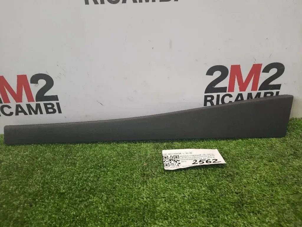 Listello Cruscotto LATO Passeggero DX 682110003R Renault Mégane III 2012