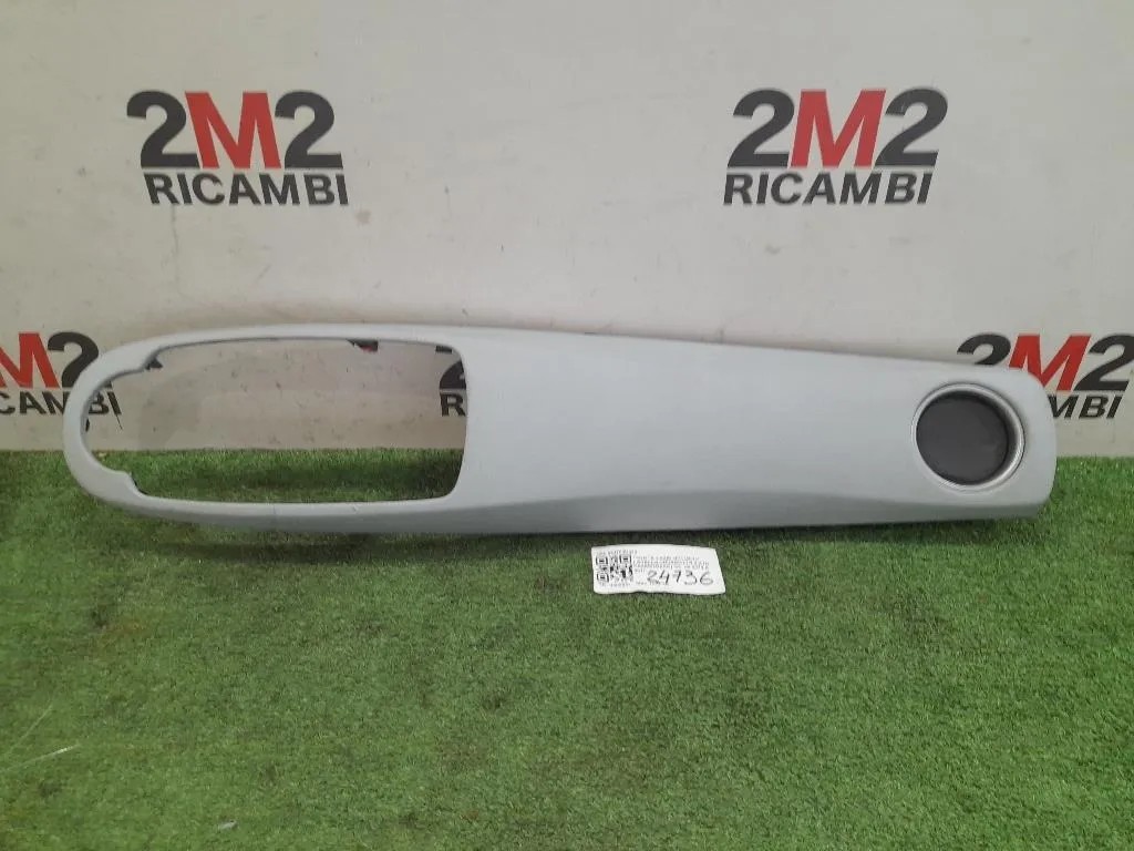 Listello Cruscotto LATO Passeggero DX 554700D030 Toyota Yaris IV 2014
