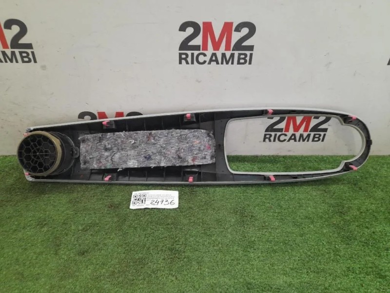 Listello Cruscotto LATO Passeggero DX 554700D030 Toyota Yaris IV 2014