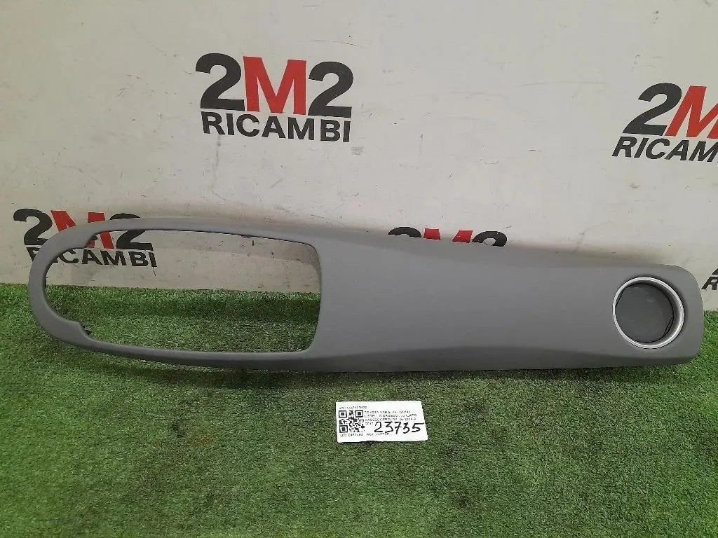 Listello Cruscotto LATO Passeggero DX 554700D030 Toyota Yaris IV 2014