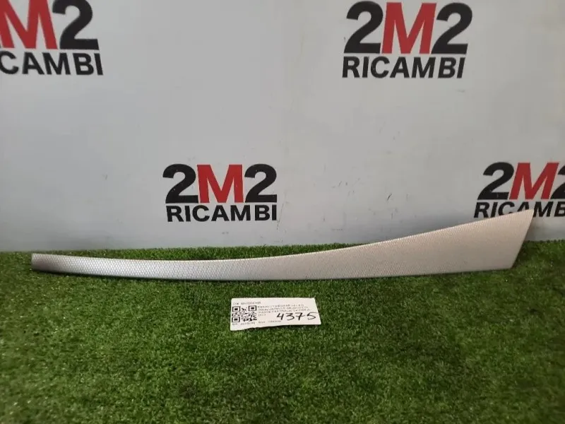 Listello Cruscotto Parte Centrale 684120007R LISTELLO Renault Mégane III SW 2009