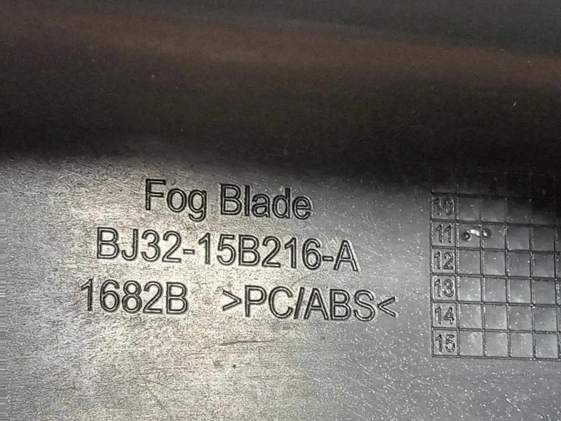 Listello Decorazione Paraurti ANT DX BJ32-15B216-A Land Rover Range Rover Evoque I 2011