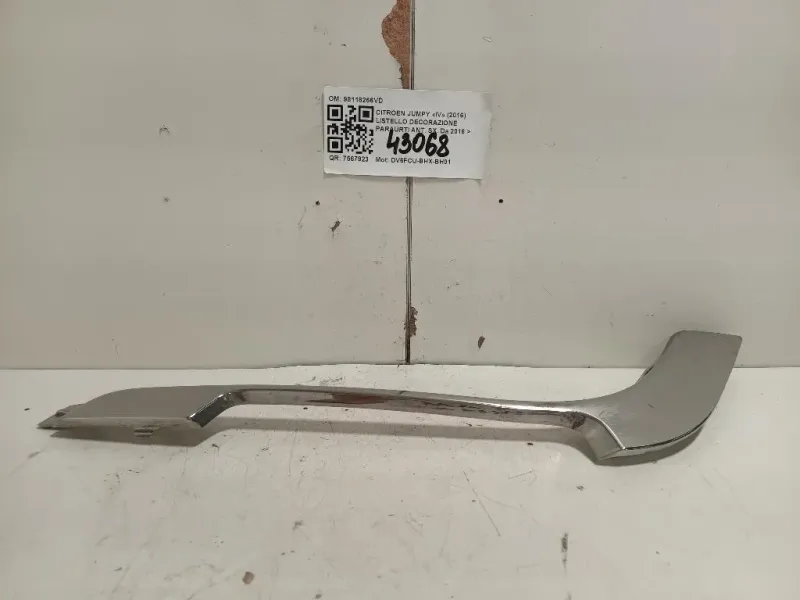 Listello Decorazione Paraurti ANT SX 98118266VD Citroen Jumpy IV 2016
