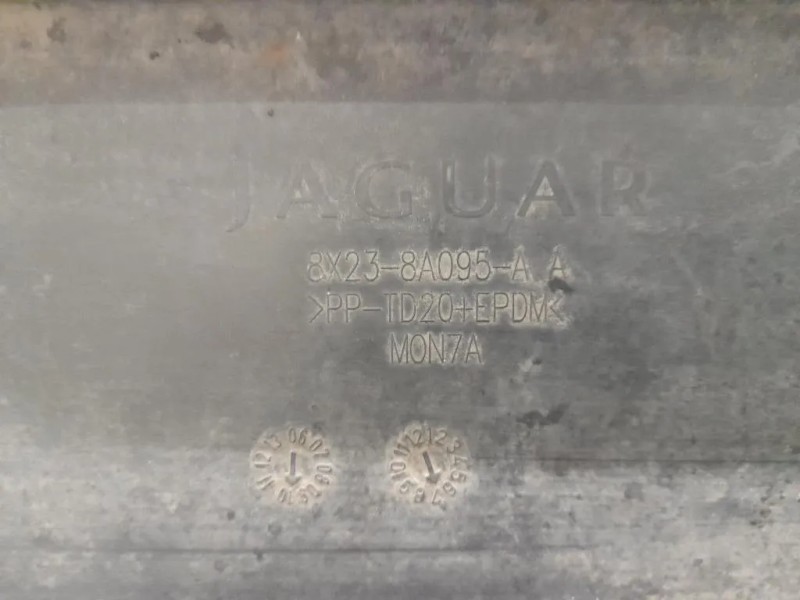 Listello Griglia Radiatore ANT 8X238A095AA Jaguar XF I 2008