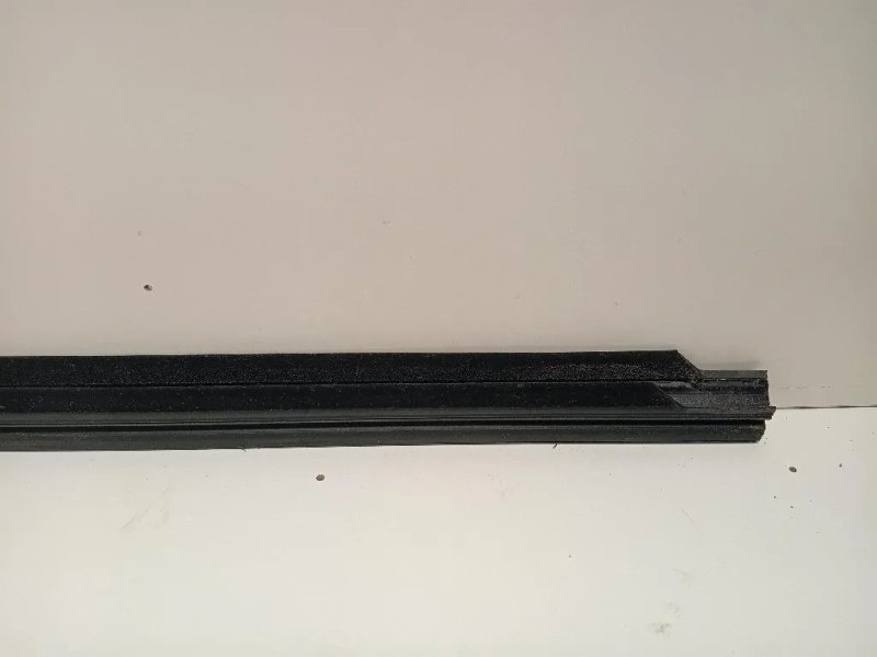 Listello Modanatura Raschiavetro Porta ANT SX A166 725 01 65 Mercedes Classe ML W166 2012