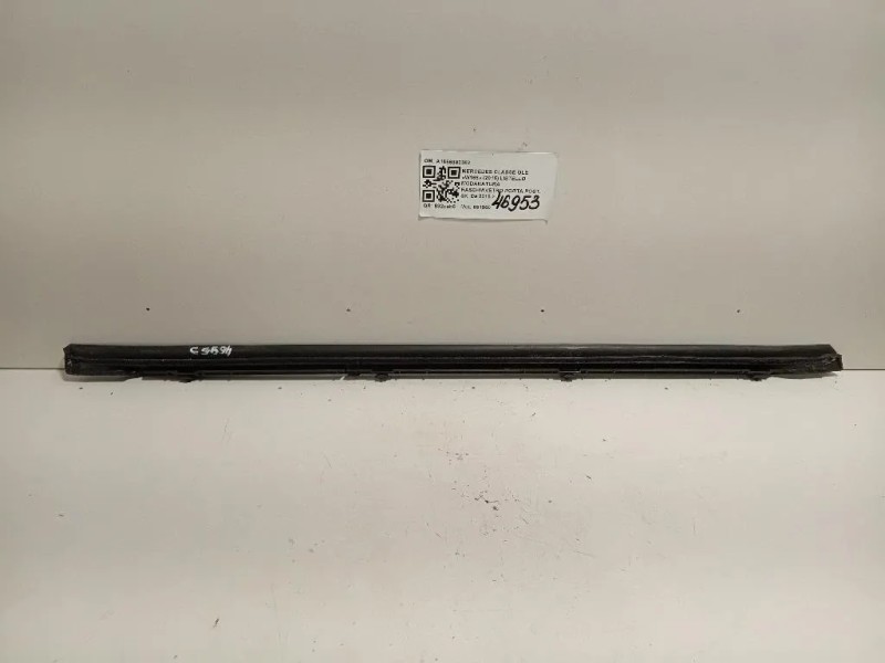 Listello Modanatura Raschiavetro Porta POST SX A1666980362 Mercedes Classe GLE W166 2015