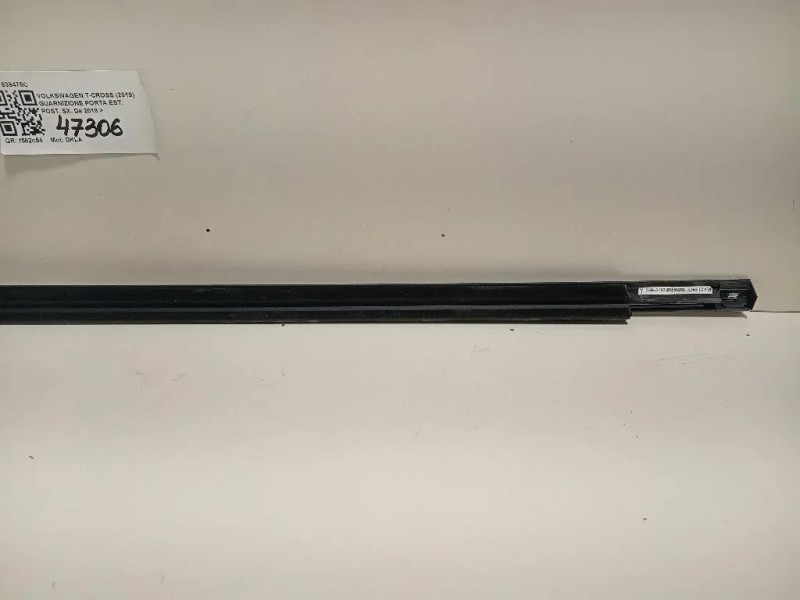Listello Modanatura Raschiavetro Porta POST SX 839475C Volkswagen T-cross 2019