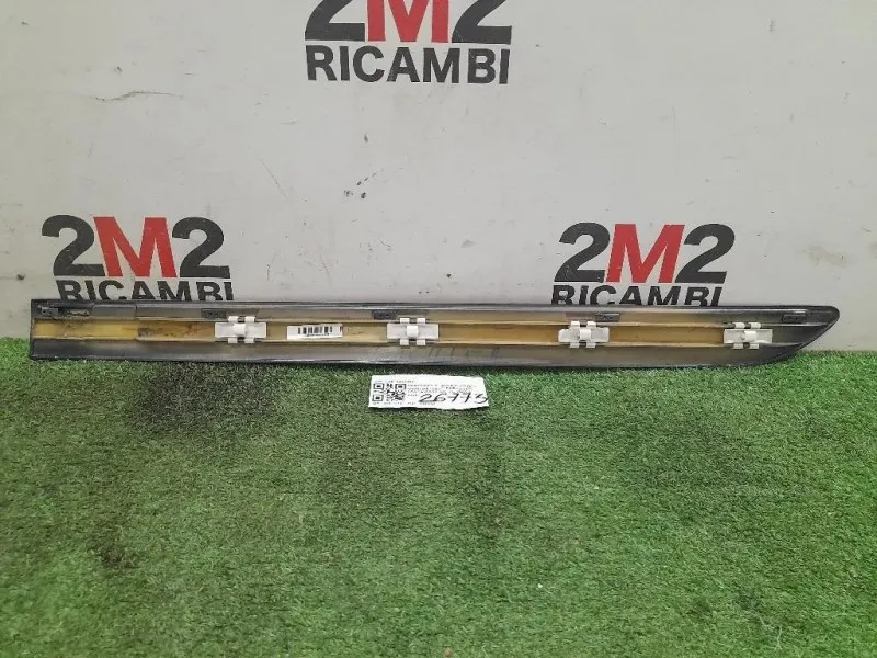 Listello Paracolpi Porta POST DX A2516902462 Mercedes Classe R W251 2006