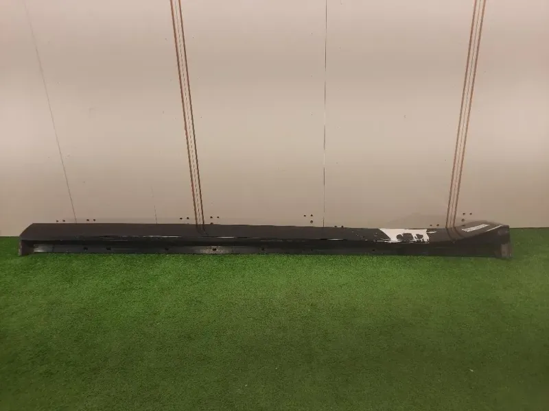 Listello Spoiler Sottoporta SX GX7M-101D57-A Jaguar XE 2015