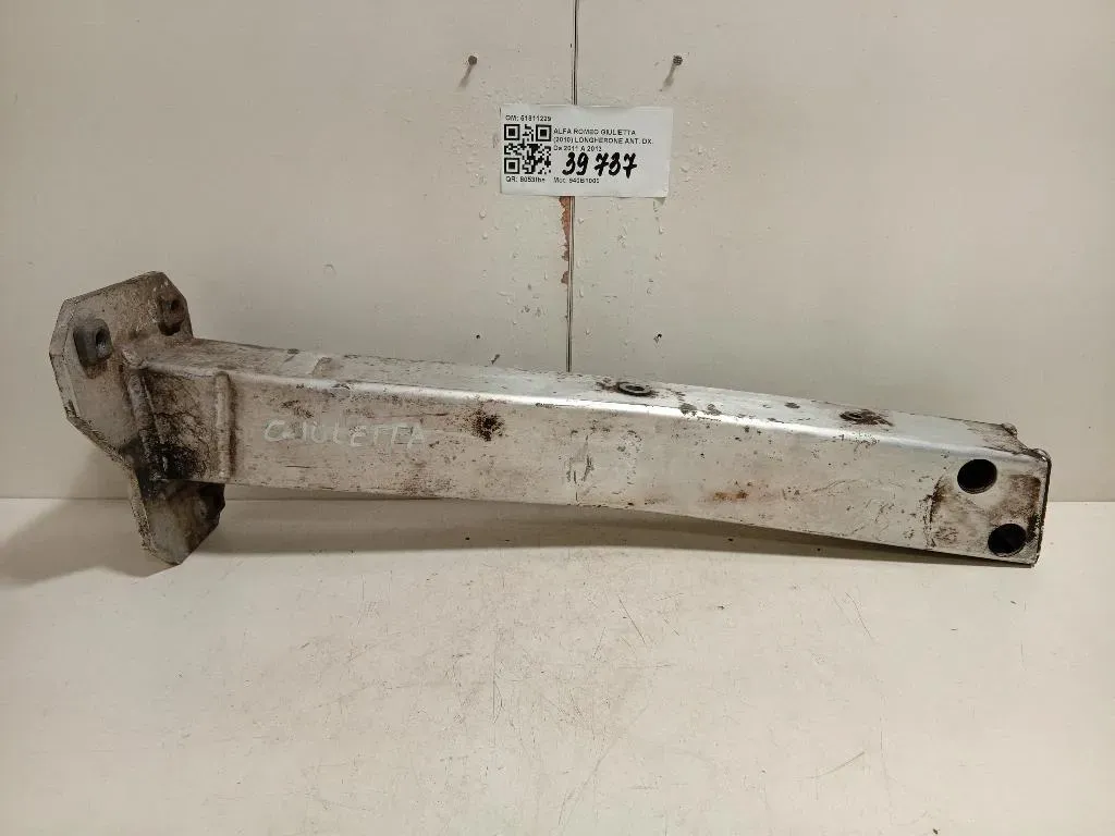 Longherone ANT DX 51811229 Alfa Romeo Giulietta 2010