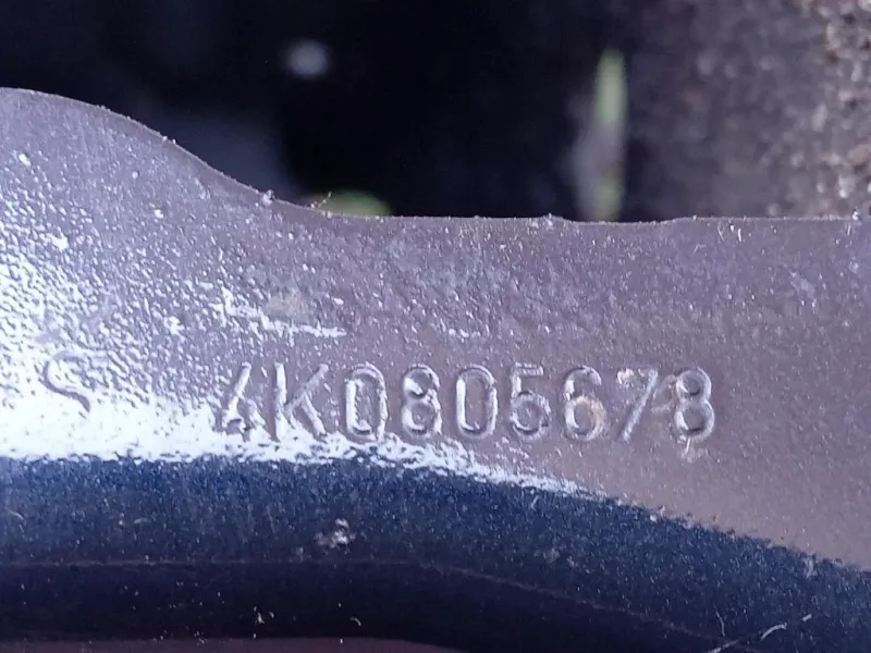 Longherone ANT DX 4K0805678 Audi A6 4a5c8 Avant 2018