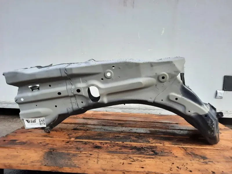 Longherone ANT DX PUNTALE ANT DX Nissan Navara 2010