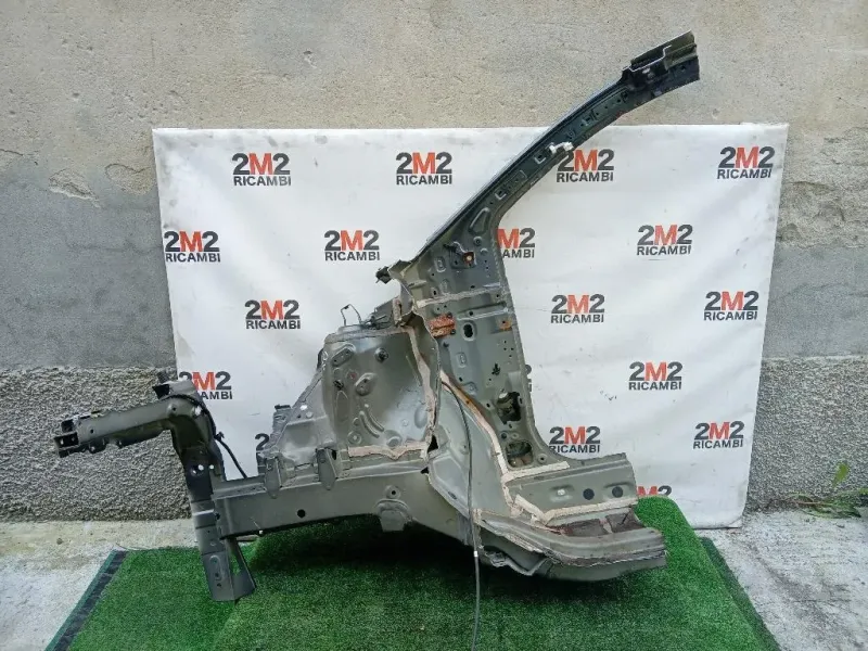 Longherone ANT DX 571010H011 Toyota AYGO I 2012