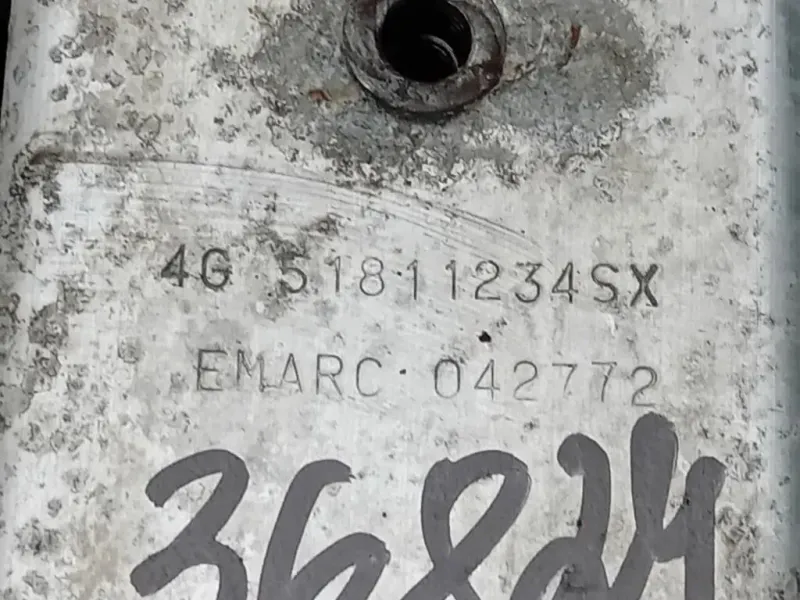 Longherone ANT SX 51811234 Alfa Romeo Giulietta 2013