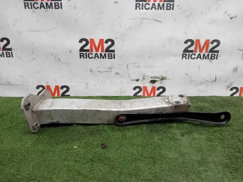 Longherone ANT SX 51811234 Alfa Romeo Giulietta 2013