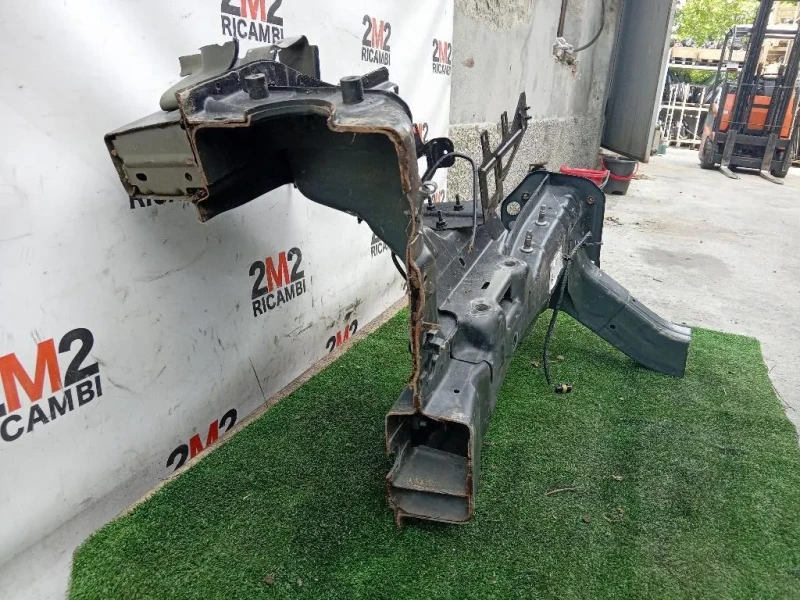 Longherone ANT SX Fiat Freemont 2011