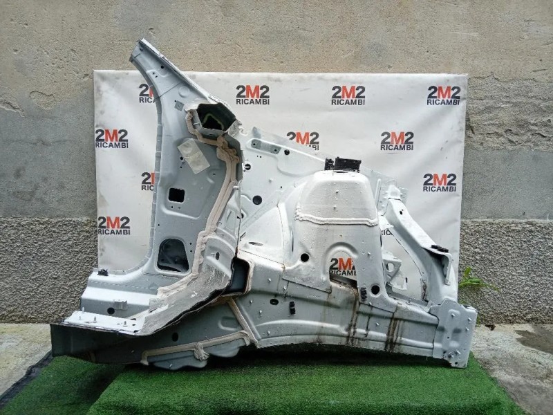 Longherone ANT SX A2926376100 MONTANTE LONGHERONE PUNTO PUNTALE Mercedes Classe GLE W166 2015