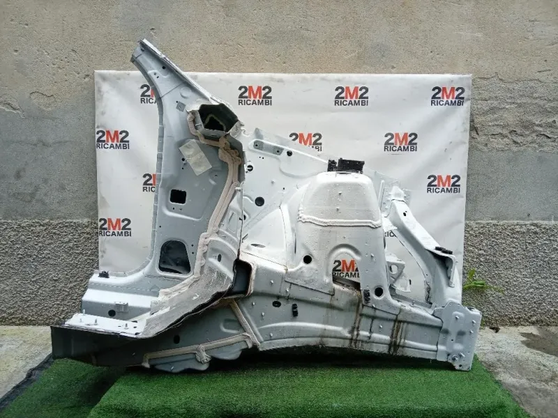 Longherone ANT SX A2926376100 MONTANTE LONGHERONE PUNTO PUNTALE Mercedes Classe GLE W166 2015