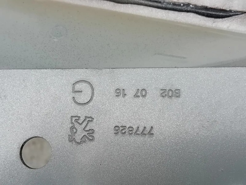 Longherone ANT SX 777825 Peugeot 2008 I 2016