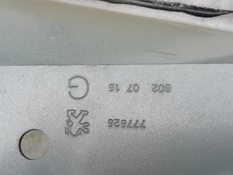 Longherone ANT SX 777825 Peugeot 2008 I 2016