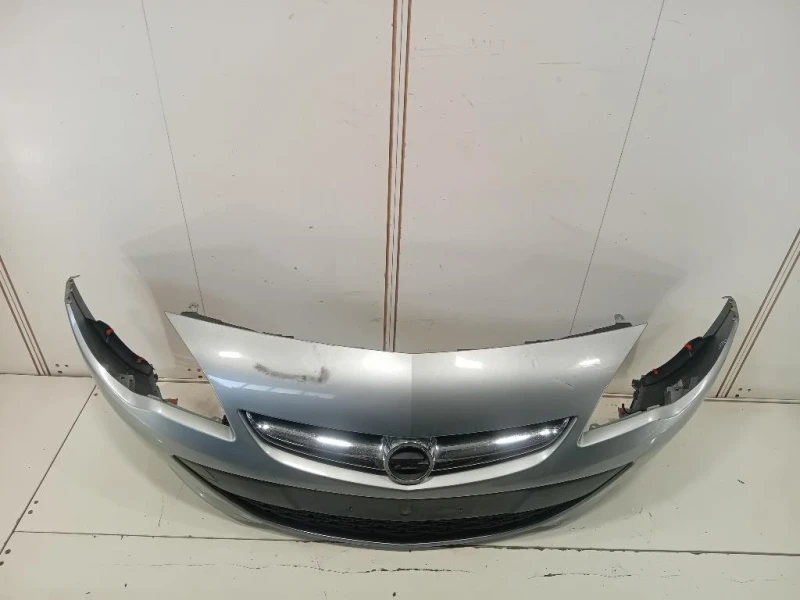 Paraurti ANT 13368660 Opel Astra J 2012