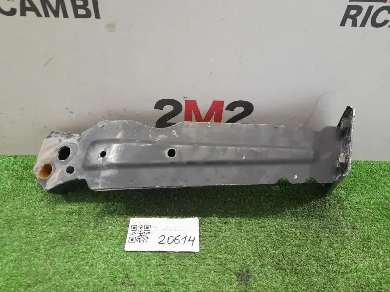 Longherone Parziale INF ANT DX 52062922 Lancia Ypsilon III 2011