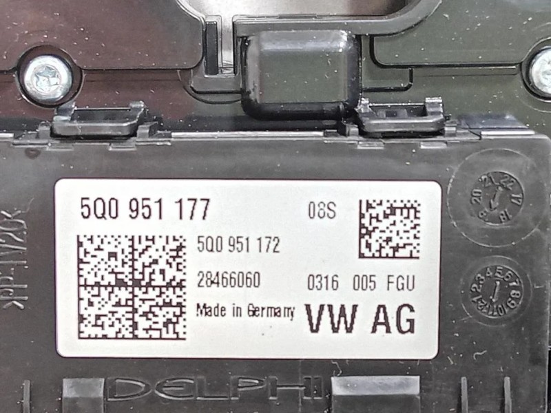 LUCE DI Cortesia Abitacolo 5Q0951177 PLAFONIERA Audi A6 4a5c8 Avant 2018