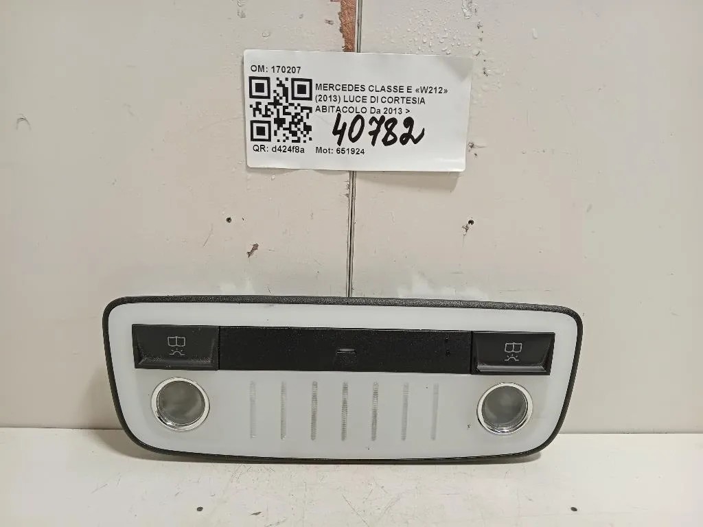 LUCE DI Cortesia Abitacolo 170207 Mercedes Classe E W212 2013
