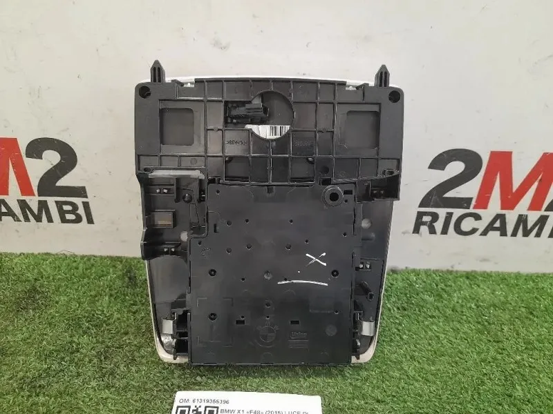 LUCE DI Cortesia Abitacolo ANT 61319355396 Bmw X1 F48 2015