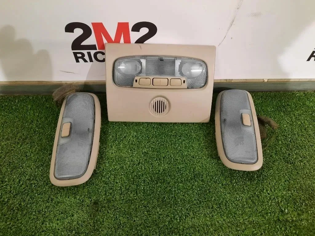 LUCE DI Cortesia Abitacolo ANT 1540351 Ford Focus III SW 2008