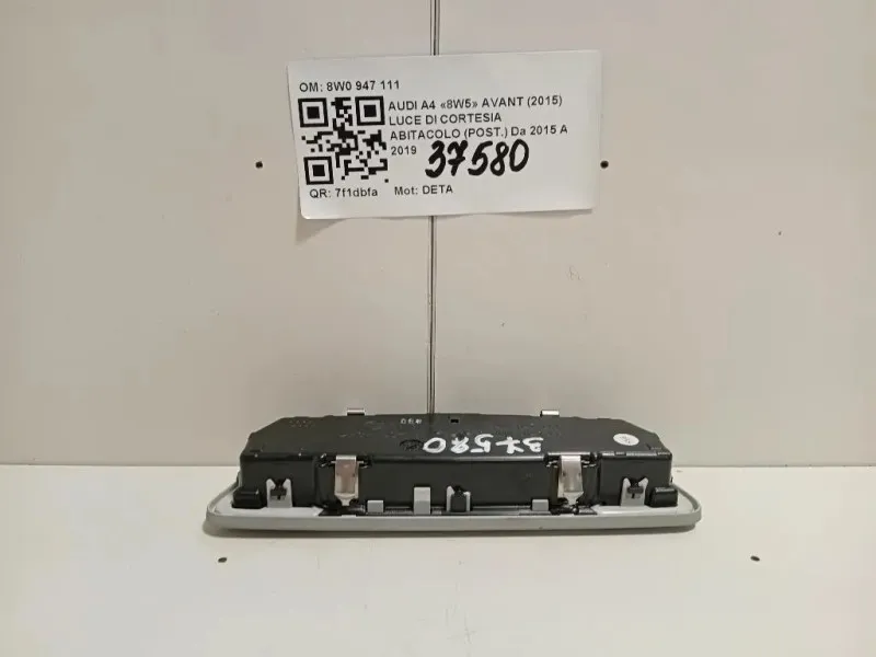 LUCE DI Cortesia Abitacolo POST 8W0947111 Audi A4 8W5 Avant 2015