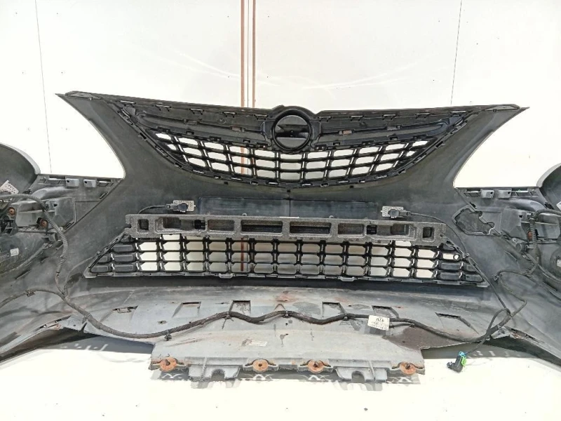 Paraurti ANT 13300485 Opel Zafira C 2012