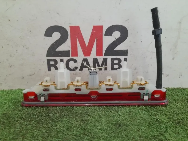 LUCE STOP Supplementare POST 9812257880 Citroen C3 III 2016