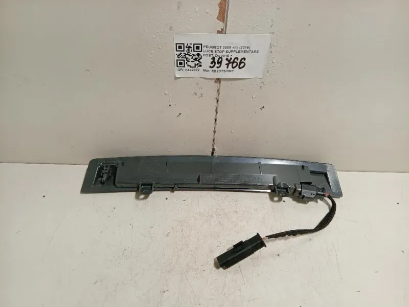 LUCE STOP Supplementare POST Peugeot 3008 II 2016
