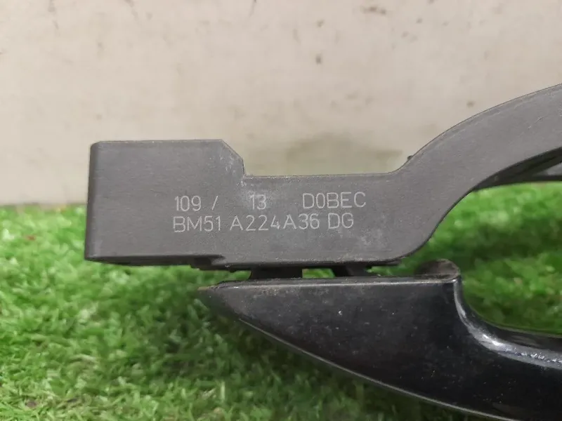 Maniglia Porta EST ANT DX BM51A224A36DG Ford Focus IV SW 2011