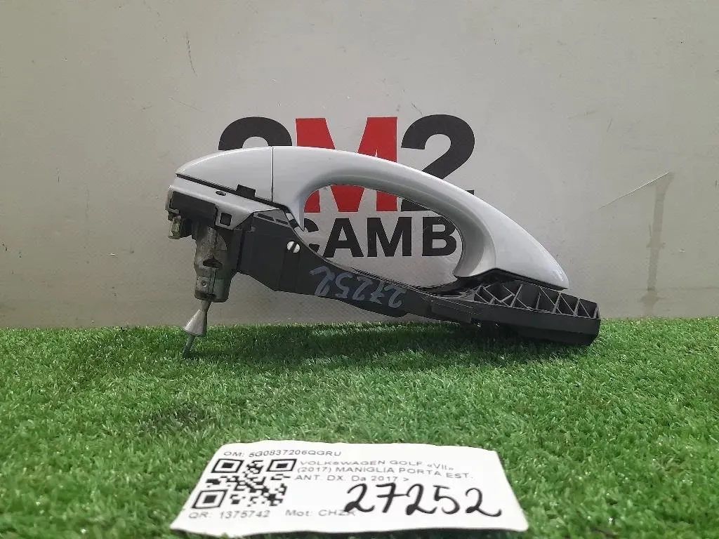 Maniglia Porta EST ANT DX 5G0837206QGRU Volkswagen GOLF VII 2017