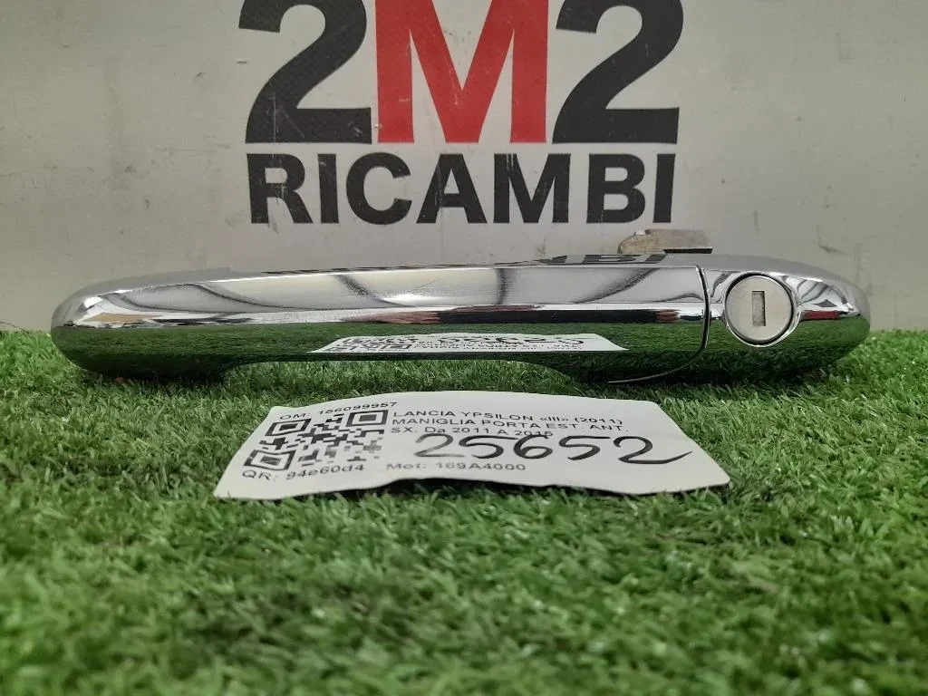 Maniglia Porta EST ANT SX 156099957 Lancia Ypsilon III 2011