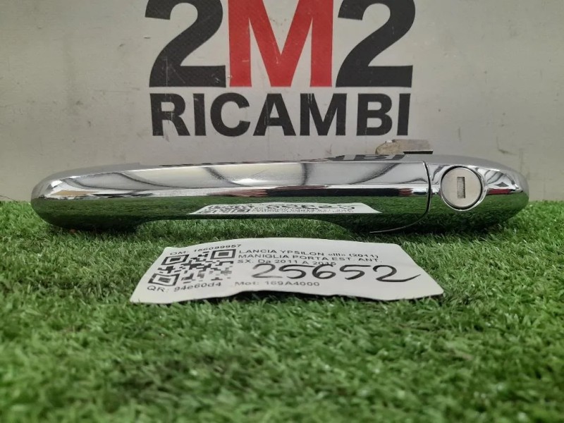 Maniglia Porta EST ANT SX 156099957 Lancia Ypsilon III 2011