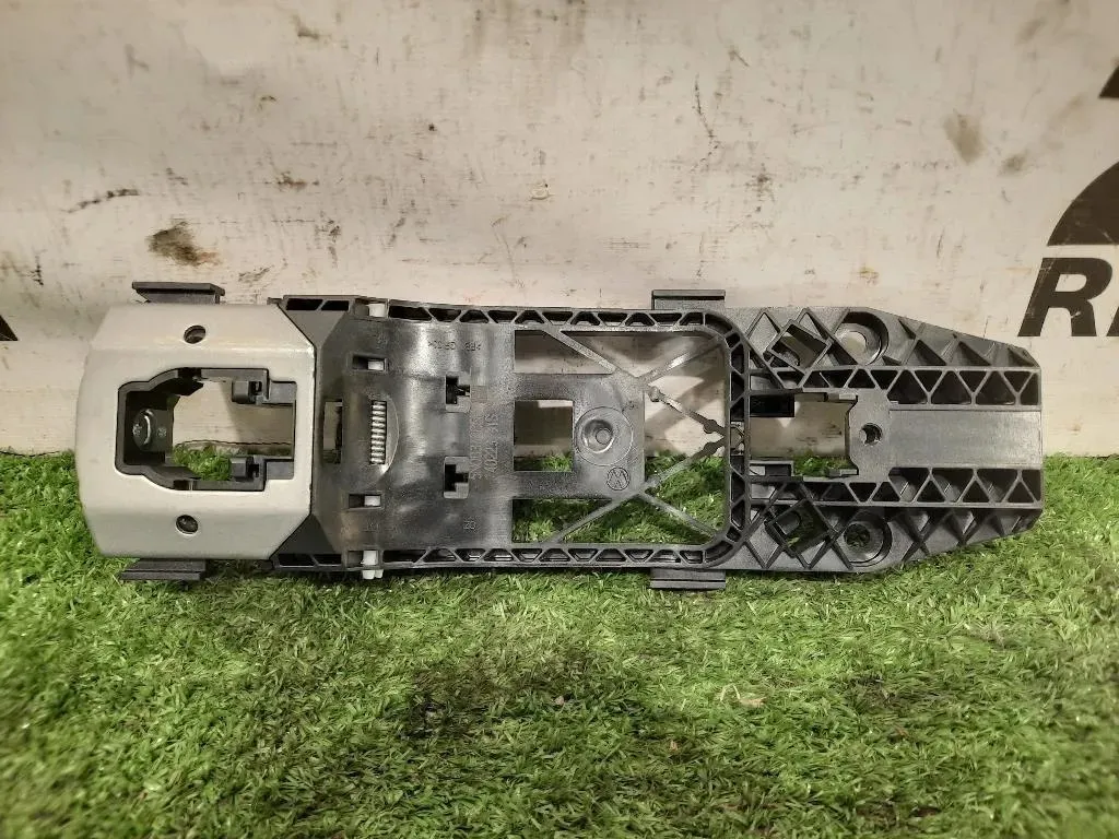 Maniglia Porta EST ANT SX 5N0837885H STAFFA MANIGLIA PORTA ANT SX Volkswagen GOLF VII 2013