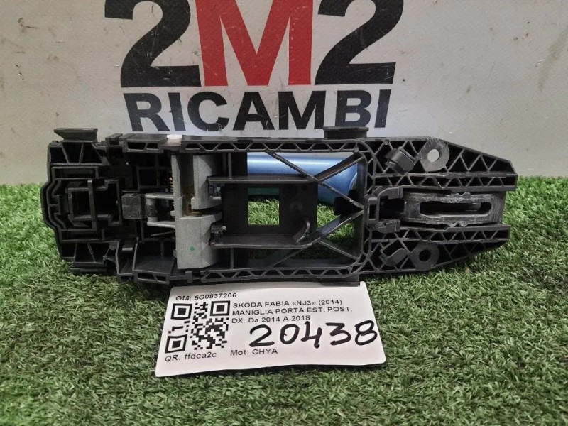 Maniglia Porta EST POST DX 5G0837206 Skoda Fabia NJ3 2014