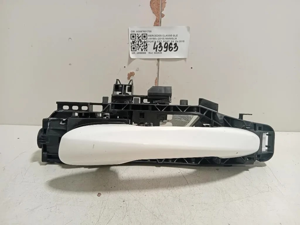Maniglia Porta EST POST SX A0997601700 Mercedes Classe GLE W166 2015