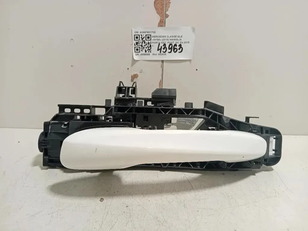 Maniglia Porta EST POST SX A0997601700 Mercedes Classe GLE W166 2015