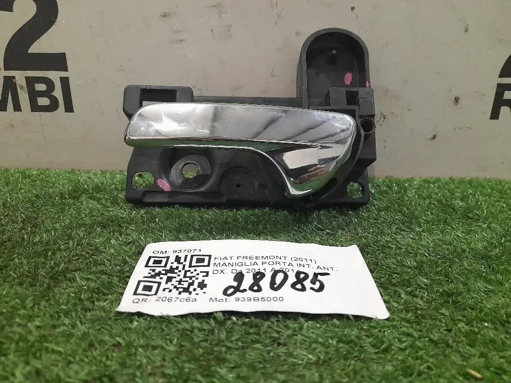 Maniglia Porta INT ANT DX 937071 Fiat Freemont 2011
