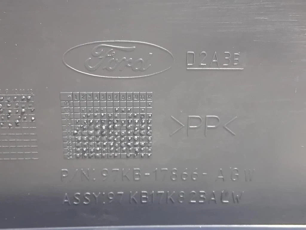 Paraurti Centrale POST 97KB-17866-AGW Ford KA II 2009