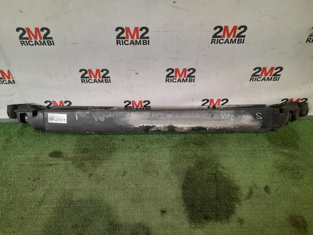 Paraurti Centrale POST A6398800371 Mercedes VITO W639 2004