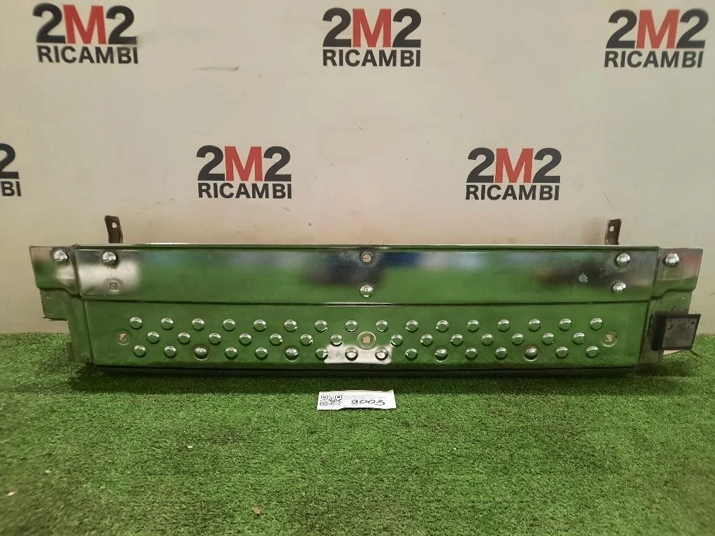 Paraurti Centrale POST MR533016 Mitsubishi Pajero III 2000